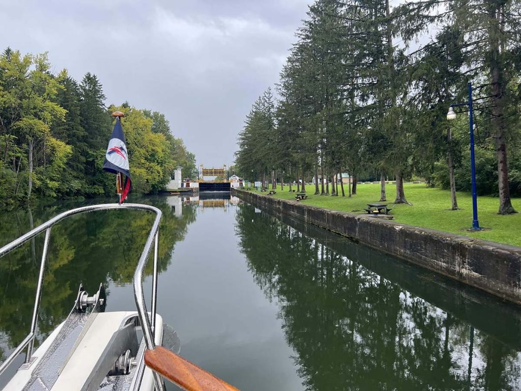 The Great Loop Yacht Guide | Routes, Bridges & Tips | BYS